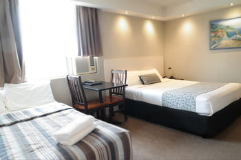 Parkville Place - Surfers Gold Coast 14
