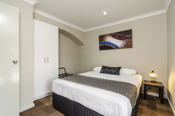 Parkville Place - Surfers Gold Coast 20