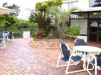 El Lago Waters Motel - Surfers Gold Coast 4
