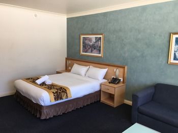 El Lago Waters Motel - Surfers Gold Coast 10