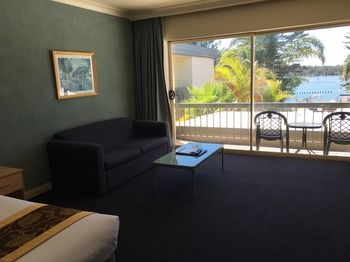 El Lago Waters Motel - Surfers Gold Coast 26