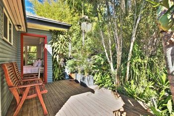 Dolphin Sands - Surfers Gold Coast 16