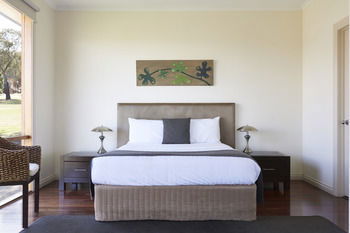 Yering Gorge Cottages By The Eastern Golf Club - Surfers Gold Coast 32