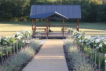 Yering Gorge Cottages By The Eastern Golf Club - Surfers Gold Coast 2