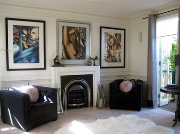 Andre's Mews Luxury Serviced Apartments - Surfers Gold Coast 6