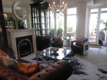 Andre's Mews Luxury Serviced Apartments - Surfers Gold Coast 13