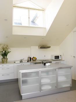 Andre's Mews Luxury Serviced Apartments - Surfers Gold Coast 33