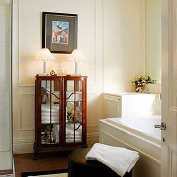 Andre's Mews Luxury Serviced Apartments - Surfers Gold Coast 34