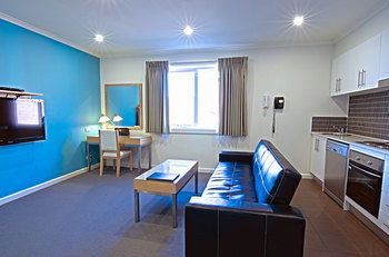 Buckingham International Serviced Apartments - Surfers Gold Coast 10
