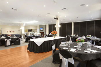 Checkers Resort & Conference Centre - Surfers Gold Coast 9