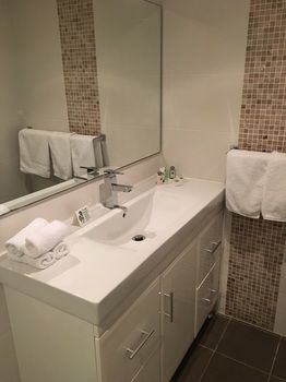Checkers Resort & Conference Centre - Surfers Gold Coast 14