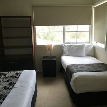 Eltham Gateway Hotel - Surfers Gold Coast 14