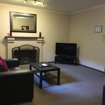 Eltham Gateway Hotel - Surfers Gold Coast 19