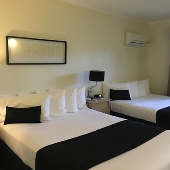 Eltham Gateway Hotel - Surfers Gold Coast 29