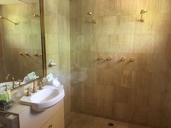 Eltham Gateway Hotel - Surfers Gold Coast 49