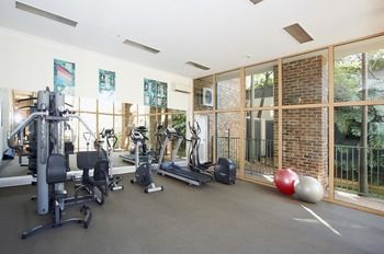Waldorf Pennant Hills Apartment Hotel - Surfers Gold Coast 2