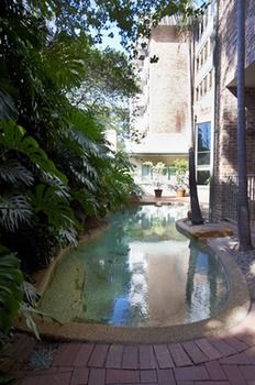 Waldorf Pennant Hills Apartment Hotel - Surfers Gold Coast 6