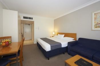 Waldorf Pennant Hills Apartment Hotel - Surfers Gold Coast 17