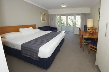 Waldorf Pennant Hills Apartment Hotel - Surfers Gold Coast 21