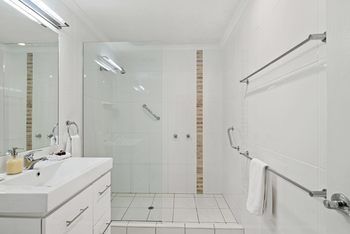 Eden Lodge - Surfers Gold Coast 4