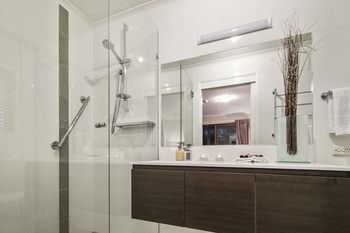 Eden Lodge - Surfers Gold Coast 6