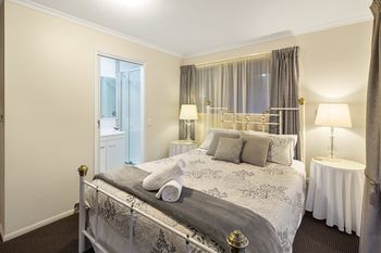 Eden Lodge - Surfers Gold Coast 11