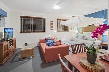 Eden Lodge - Surfers Gold Coast 14