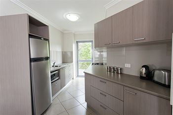Bluegum Apartments - Surfers Gold Coast 1