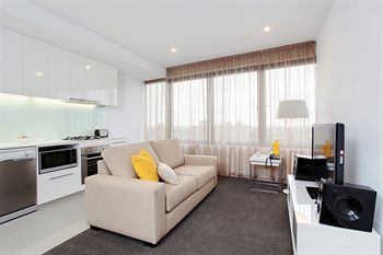 ALT Tower Serviced Apartments - Surfers Gold Coast 10