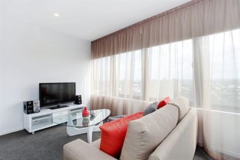 ALT Tower Serviced Apartments - Surfers Gold Coast 11