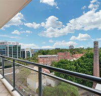 Wyndel Apartments - Herbert - Surfers Gold Coast