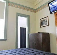 Hotel Gosford - Surfers Gold Coast