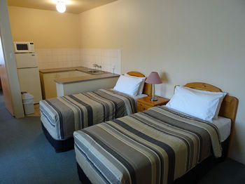Best Western Fawkner Suites & Serviced Apartments - Surfers Gold Coast 7
