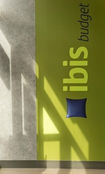 Ibis Budget Fawkner - Surfers Gold Coast 0