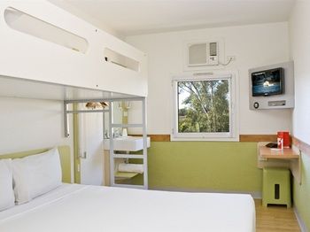 Ibis Budget Fawkner - Surfers Gold Coast 2