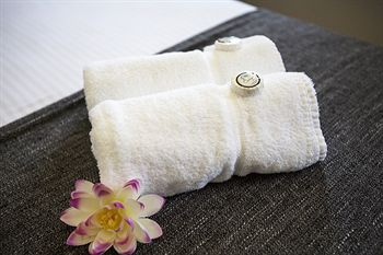 Pritchards Hotel - Surfers Gold Coast 1