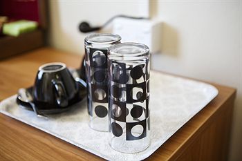 Pritchards Hotel - Surfers Gold Coast 11