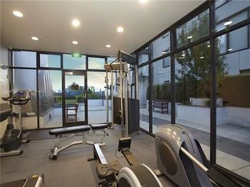 Alpha Apartments Melbourne - Surfers Gold Coast 7