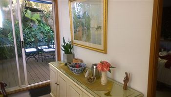 Linley House Bed & Breakfast - Surfers Gold Coast 6