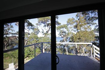 The Edgewater Bed & Breakfast - Surfers Gold Coast 1