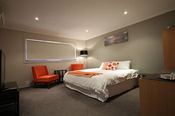 The Edgewater Bed & Breakfast - Surfers Gold Coast 10