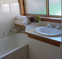 Australian Home Away  Doncaster Andersons Creek 2 - Surfers Gold Coast