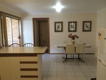 Australian Home Away @ Doncaster Andersons Creek 2 - Surfers Gold Coast 9