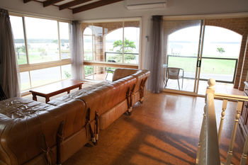 South Coast Retreat - Surfers Gold Coast 25