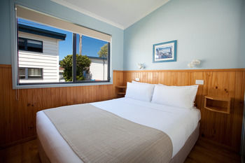 South Coast Retreat - Surfers Gold Coast 41