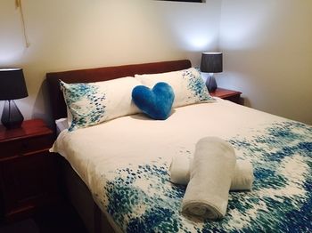 Australian Home Away @ Market Square Melbourne - Surfers Gold Coast 13