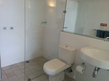 Darlinghurst Apartments - Surfers Gold Coast 6