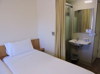 Ibis Budget Sydney Olympic Park - Surfers Gold Coast 1