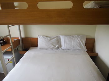 Ibis Budget Sydney Olympic Park - Surfers Gold Coast 26