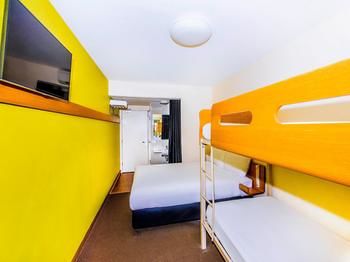 Ibis Budget Sydney Olympic Park - Surfers Gold Coast 41